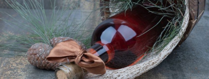 Bottiglia di vino italiano per le feste natalizie
